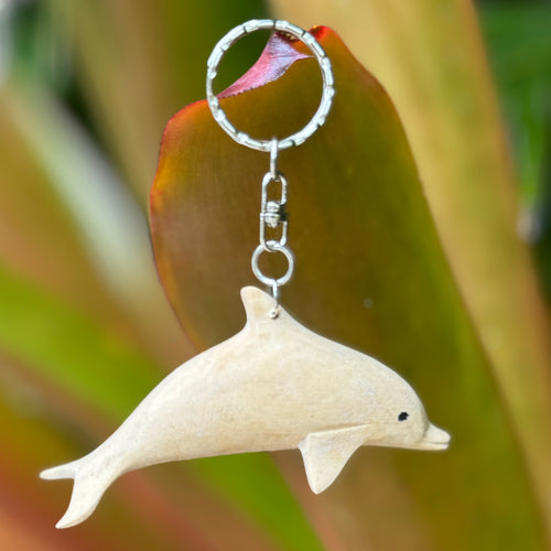 da Hawaiian Store Dolphin "Nai'a" Key Chain Hand Carved Wood