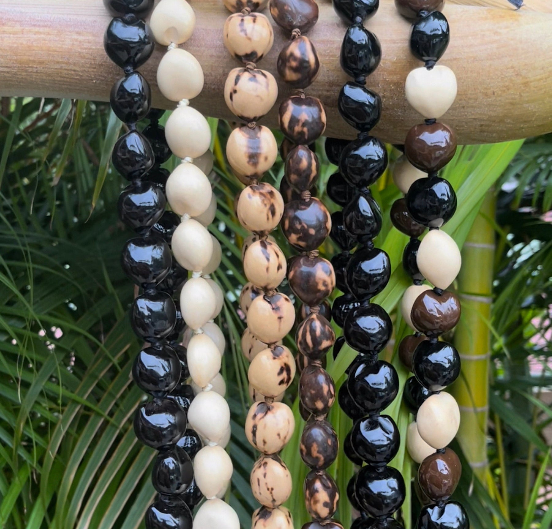 da Hawaiian Store Honu Flower Kukui Nut Necklace Lei (Choose Color)
